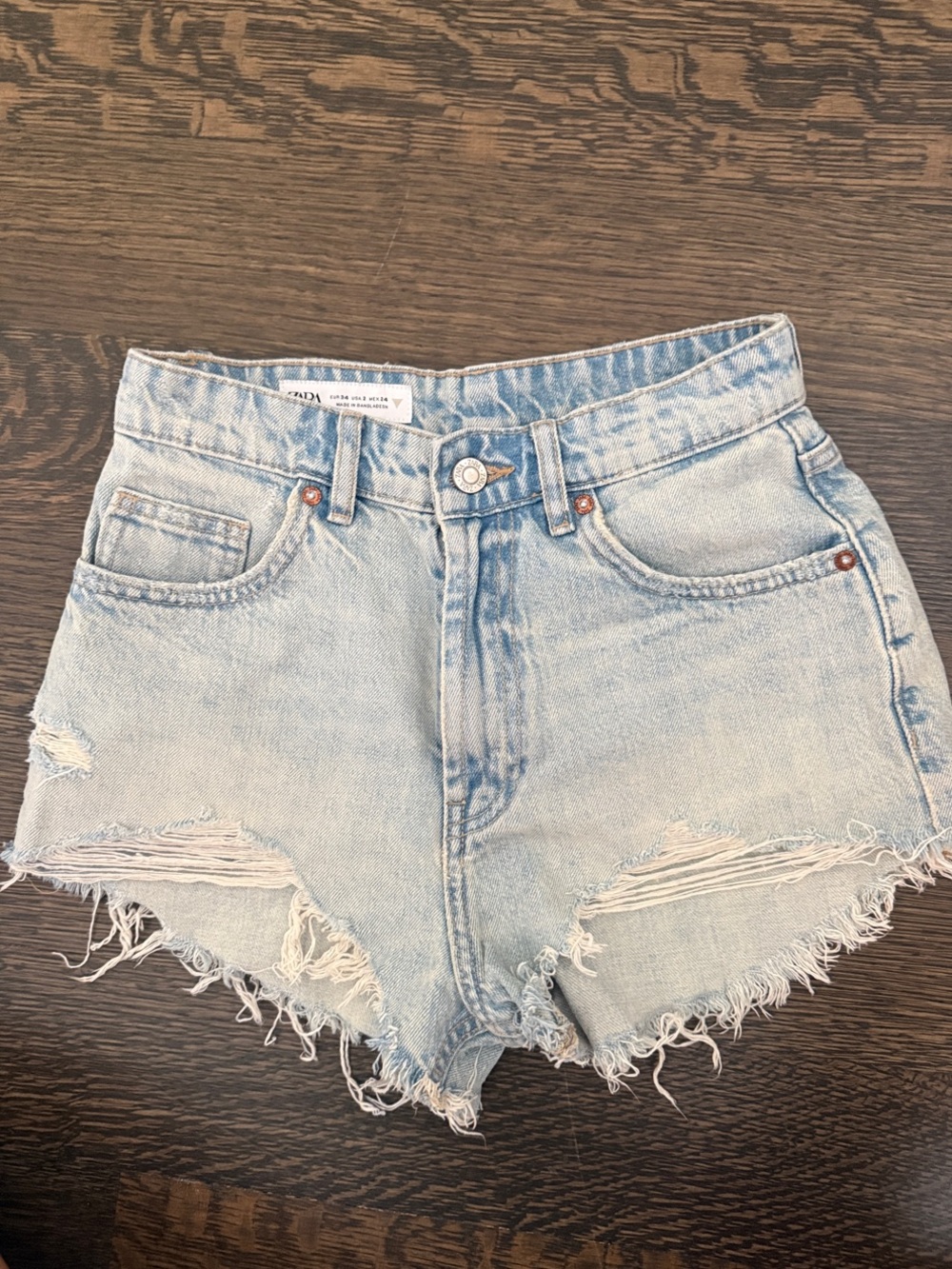 Zara Light Wash Frayed Denim Shorts - Light Blue